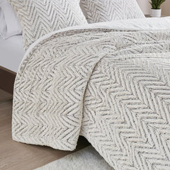 Twin/Twin XL Ultra Plush Down Alternative Comforter Set