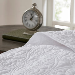 Reversible Quilt Set White Full/Queen