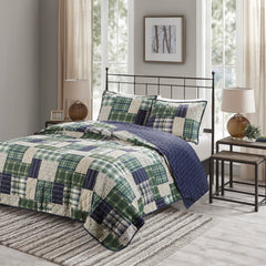 3 Piece Reversible Printed Quilt Set Green / Navy King/Cal King