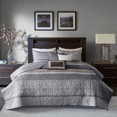 6 Piece Reversible Jacquard Quilt Set with Throw Pillows Grey/Taupe Full/Queen