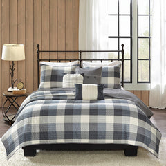 6 Piece Printed Herringbone Quilt Set with Throw Pillows Grey King/Cal King