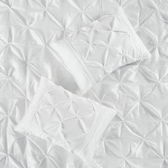 7 Piece Tufted Comforter Set White Cal King