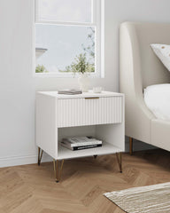 Nightstand in White