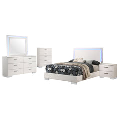 Dulcey White High Gloss 5-piece Full Bedroom Set