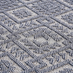 Guros Collection 5X7 White / Gray / Traditional Indoor / Outdoor Area Rug