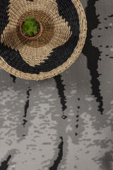 Hide GC_CHD1005 Gray 7 ft. 10 in. x 10 ft. 3 in. Area Rug