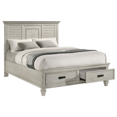 Capistrano Distressed White 2-drawer Queen Bed