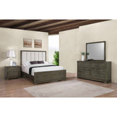 Harbington Dark Cocoa 4-piece Eastern King Bedroom Set