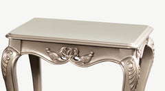 Traditional Style 1pc End Table Curved Legs Carved Detail Design Gold Highlight Champagne Finish