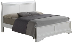 Elegant Traditional Full Bed In Crisp White