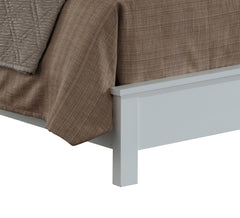 Transitional Style Full Bed In Crisp White