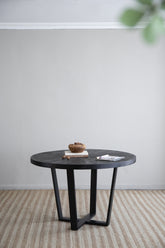 47x47x31" Dining Table, Black