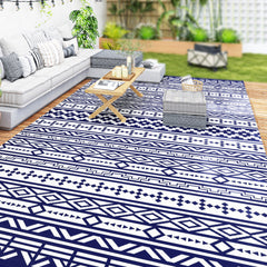 Outsunny Reversible Outdoor Rug, Waterproof Plastic Straw with Carry Bag, 9' x 18', Blue & White Geometric Wall