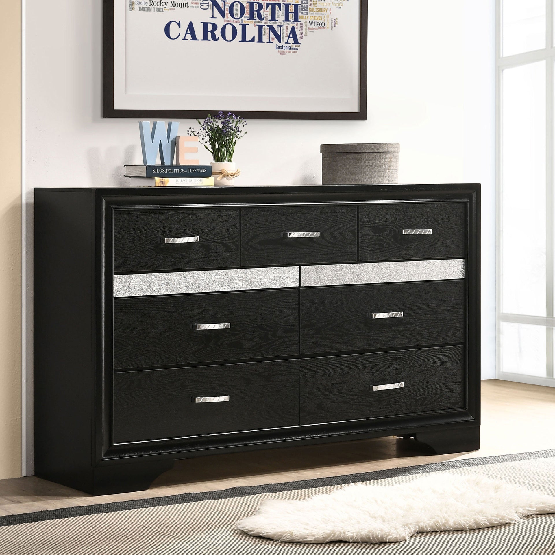 Annie Black 9-drawer Dresser