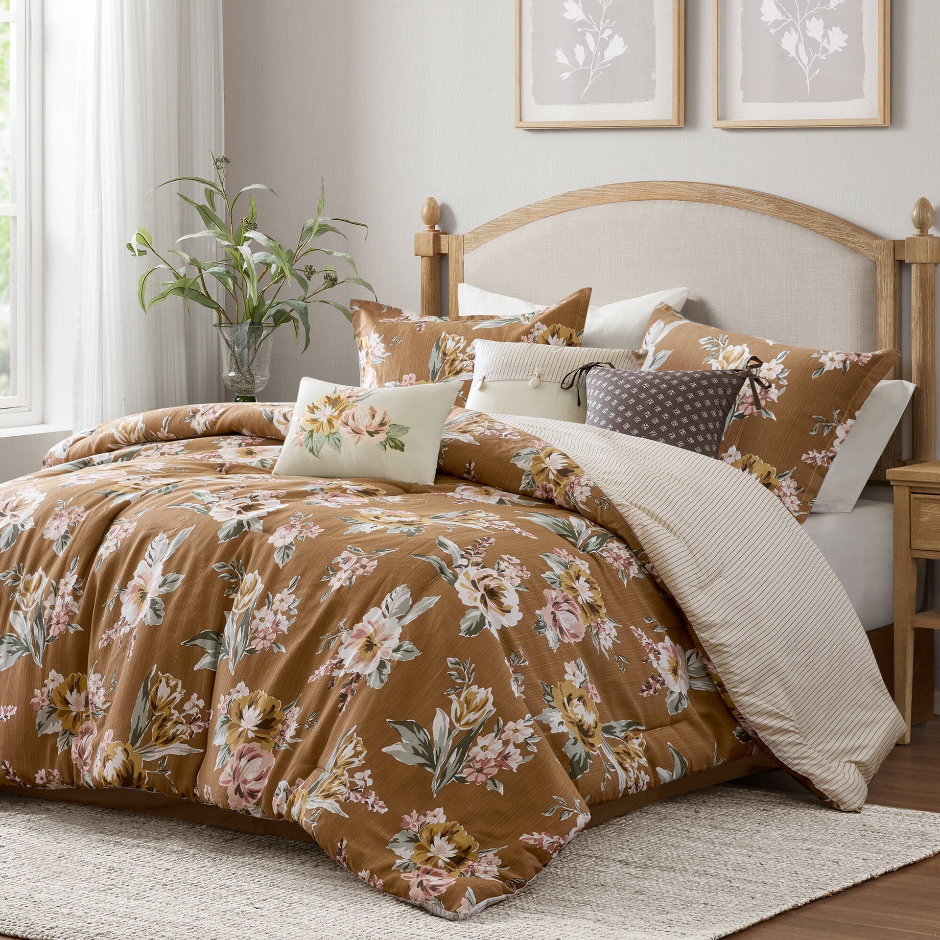 7-Piece King Vintage Floral Comforter Set, Terracotta
