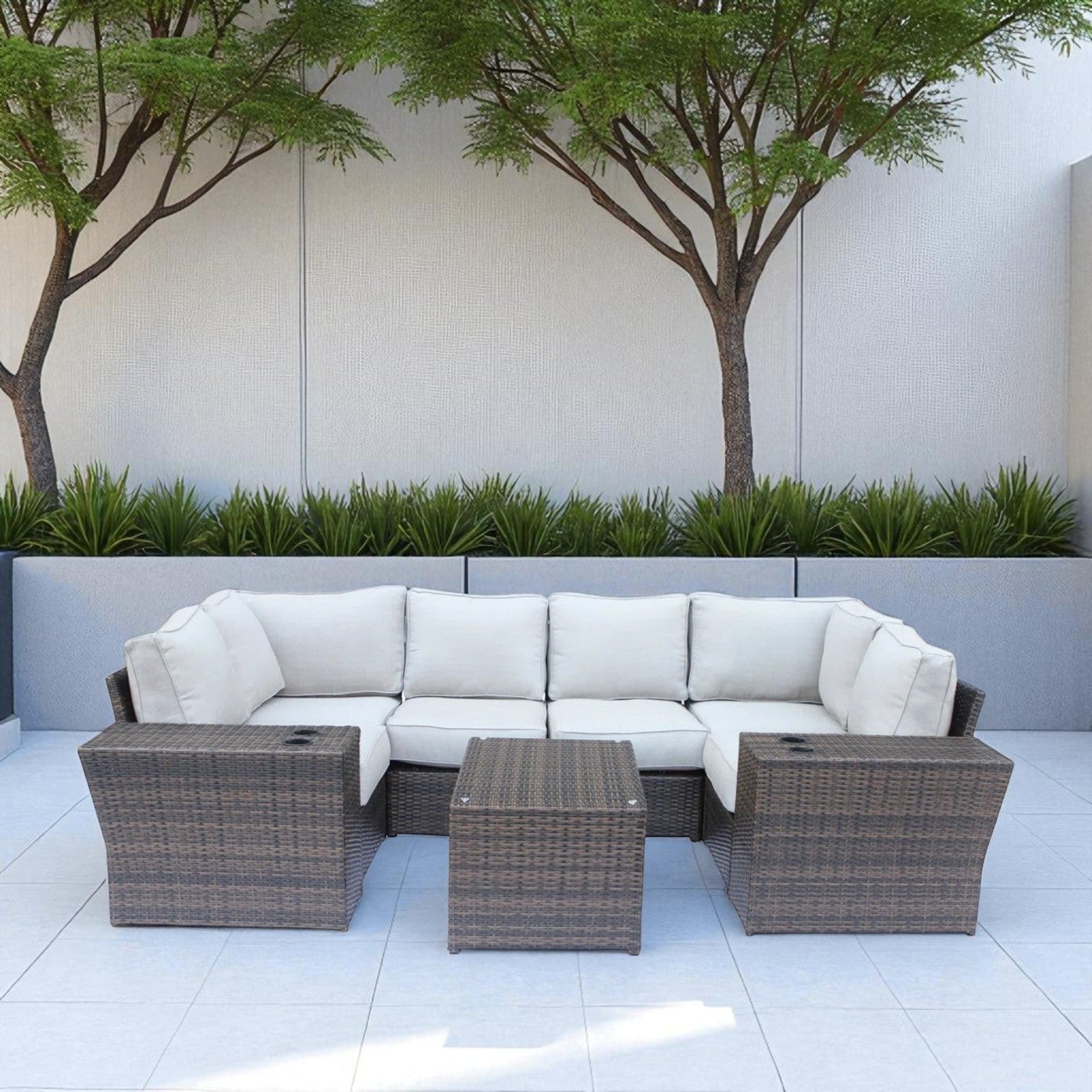 4-Person Assembled Wicker Patio Set with Cushions