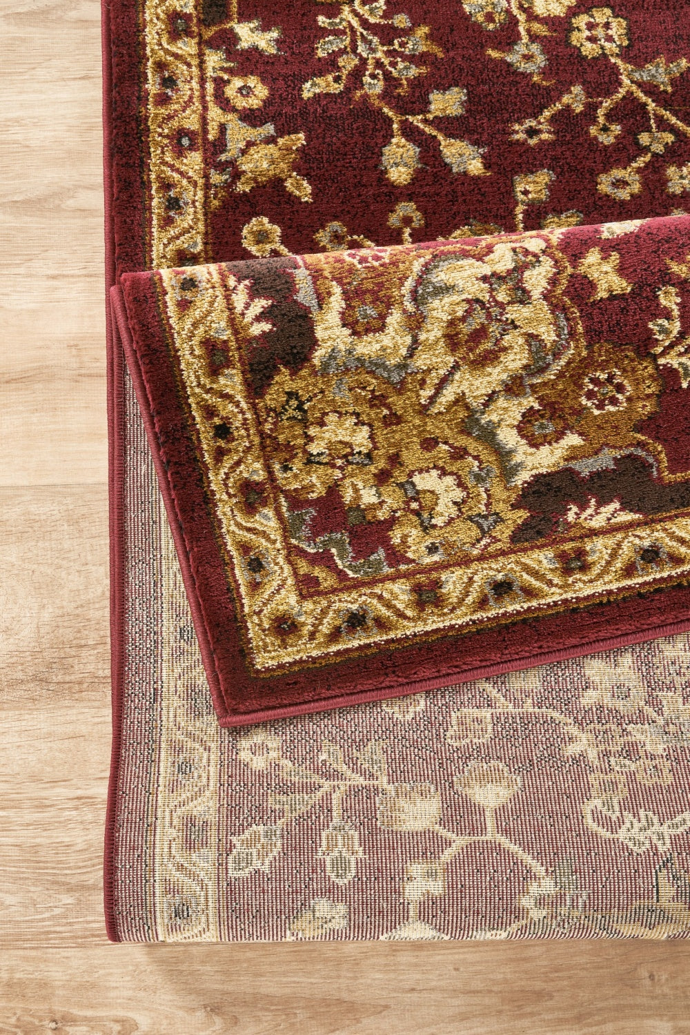 Classic GC_VIN5015 Red 2 ft. 7 in. x 7 ft. 3 in. Area Rug