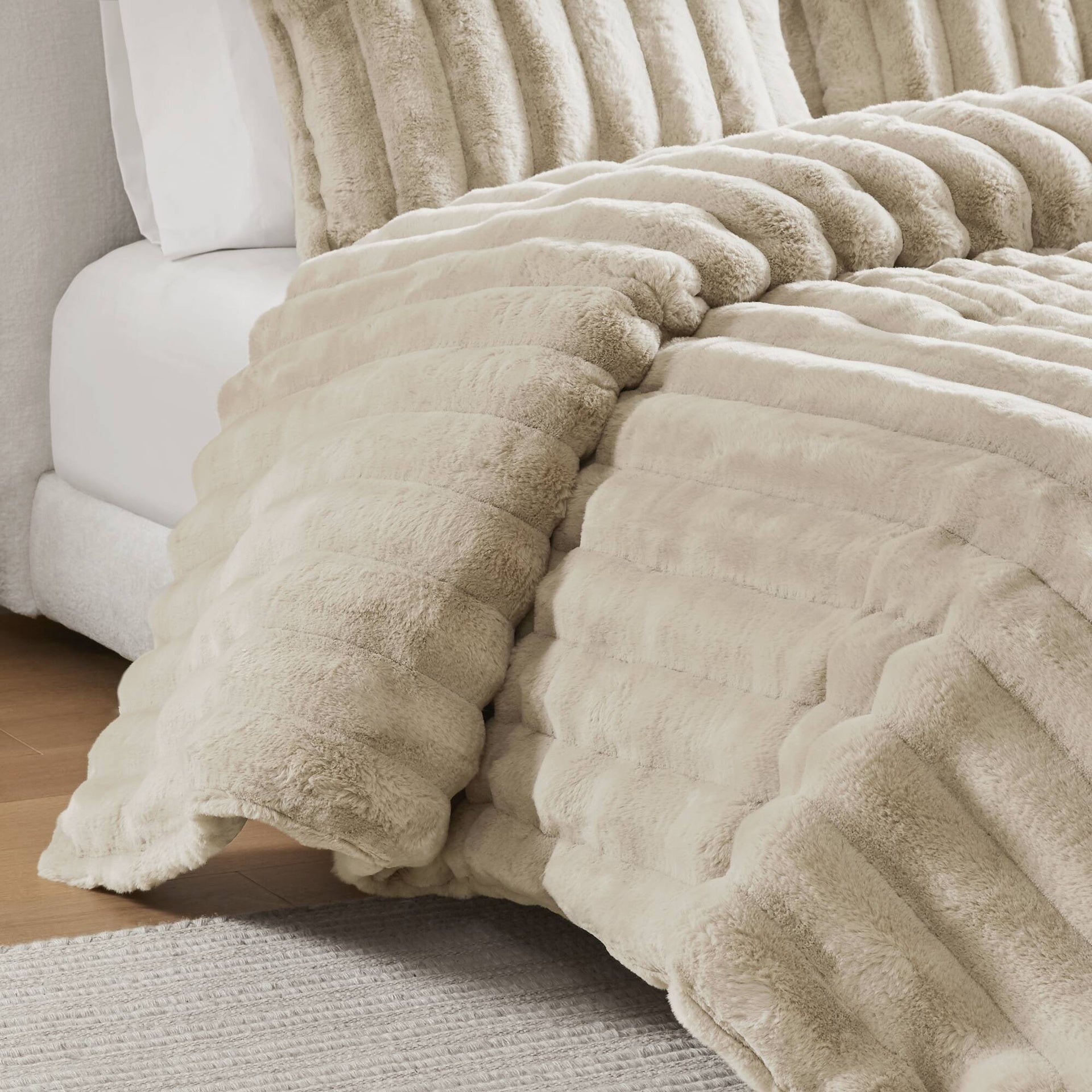3 PCS King Ultrasoft Faux Fur Ribbed Comforter Set Taupe