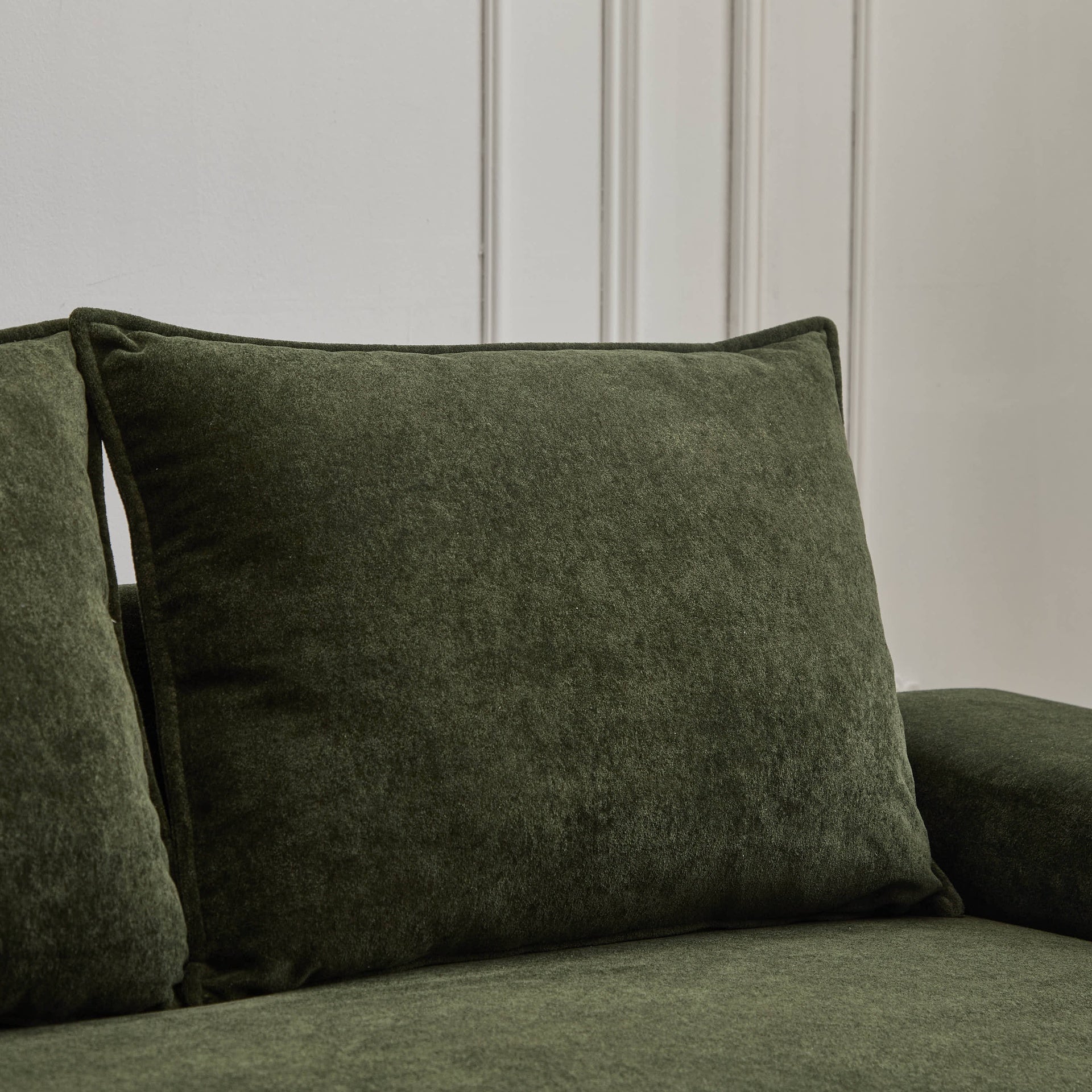 Algora 84.5 in. 3 Seater Modern Upholstered Velvet Sofa,Moss Green