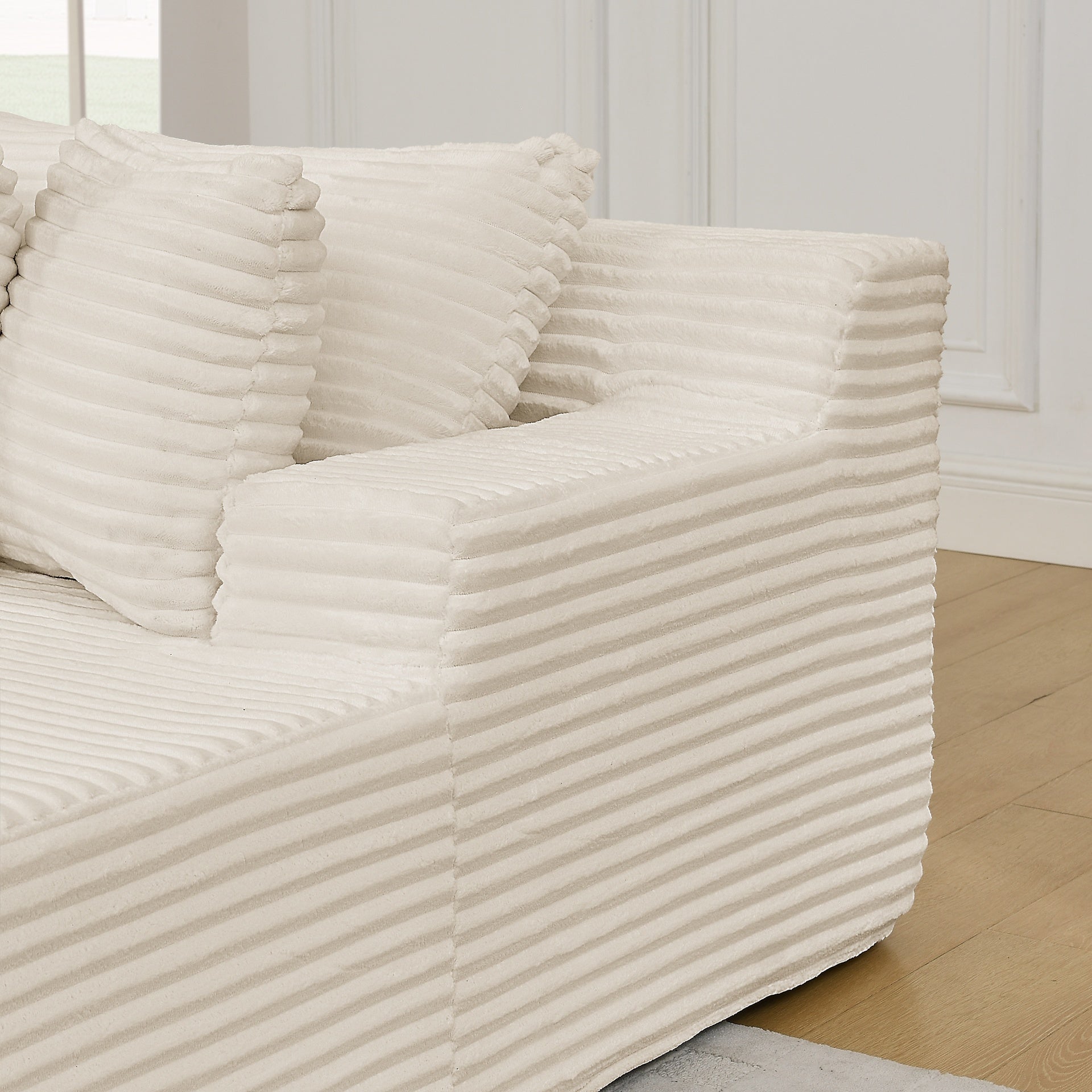 Two-seater lazy sofa lounge chair,Compressed sofa no assembly required, made of velvet fabric, fluffy modern lounge chair, used for indoor living rooms and bedrooms-Beige