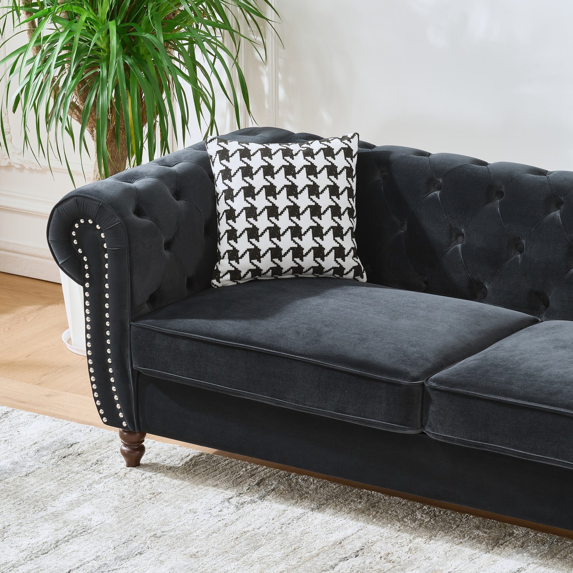 67"Chesterfield ‌velvet upholstery fabric Sofa with Roll Armrest & Nailhead,Upholstered Mid Century Modern Couch,2 Seater Couch for Living Room, Office, Apartment, Black