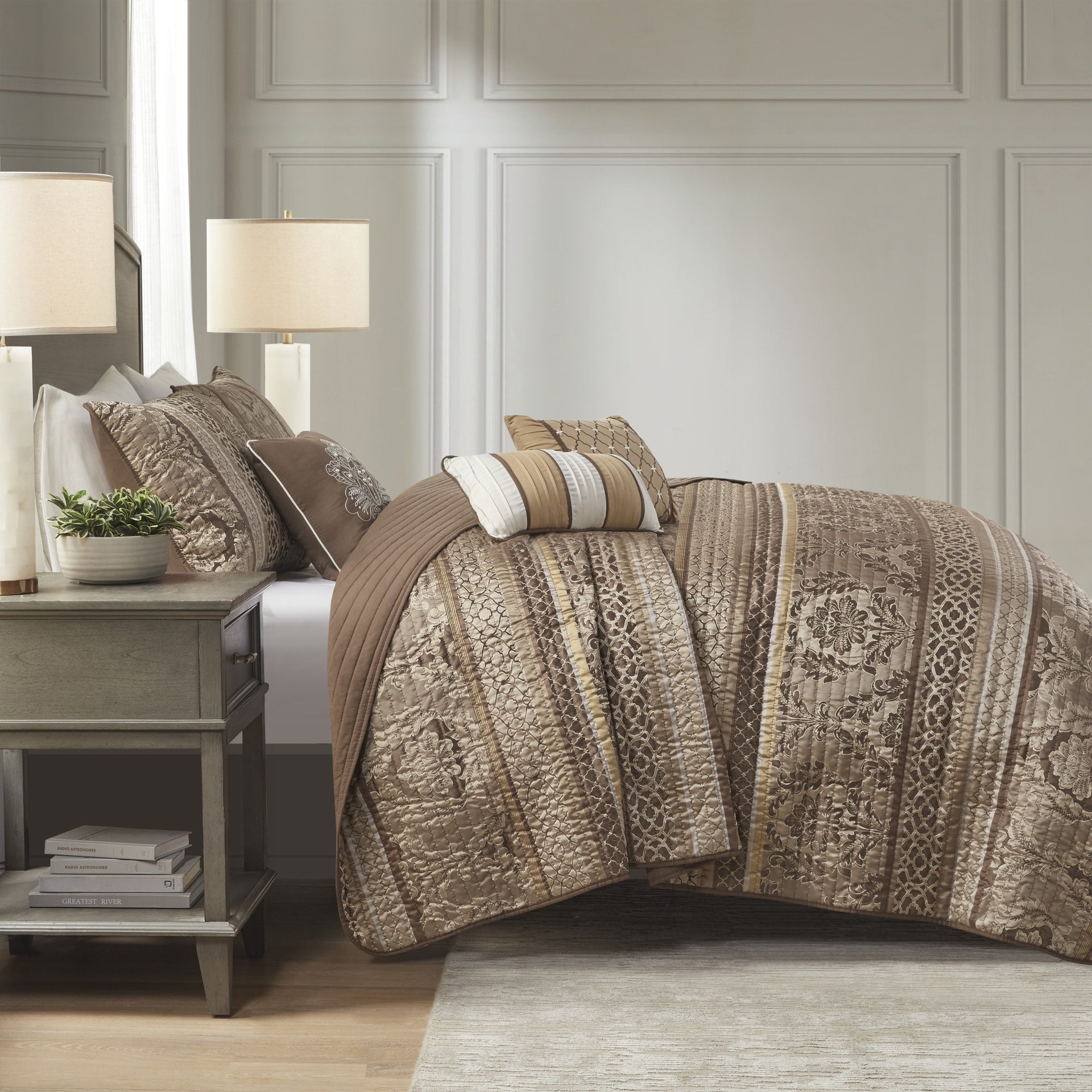 6 Piece Jacquard Quilt Set with Throw Pillows Brown/Gold King/Cal King