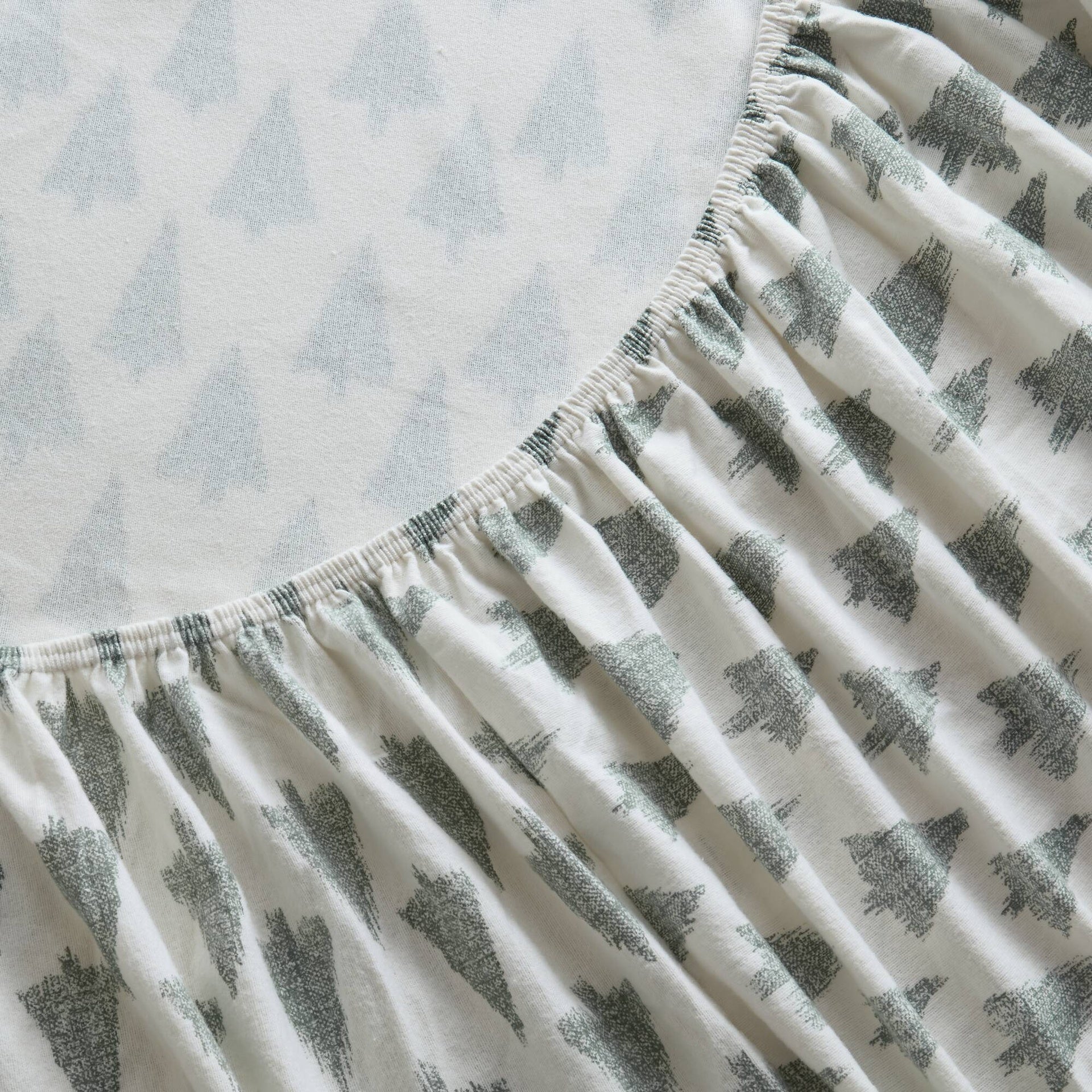 4-Piece Full 100% Cotton Flannel Printed Sheet Set,Ikat tree