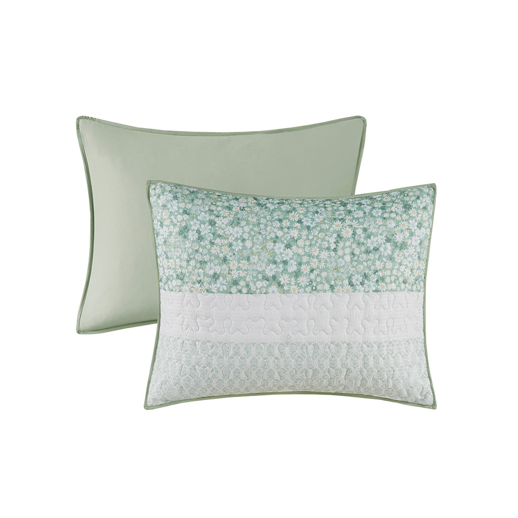 Full/Queen 4 Piece Seersucker Quilt Set with Throw Pillow
