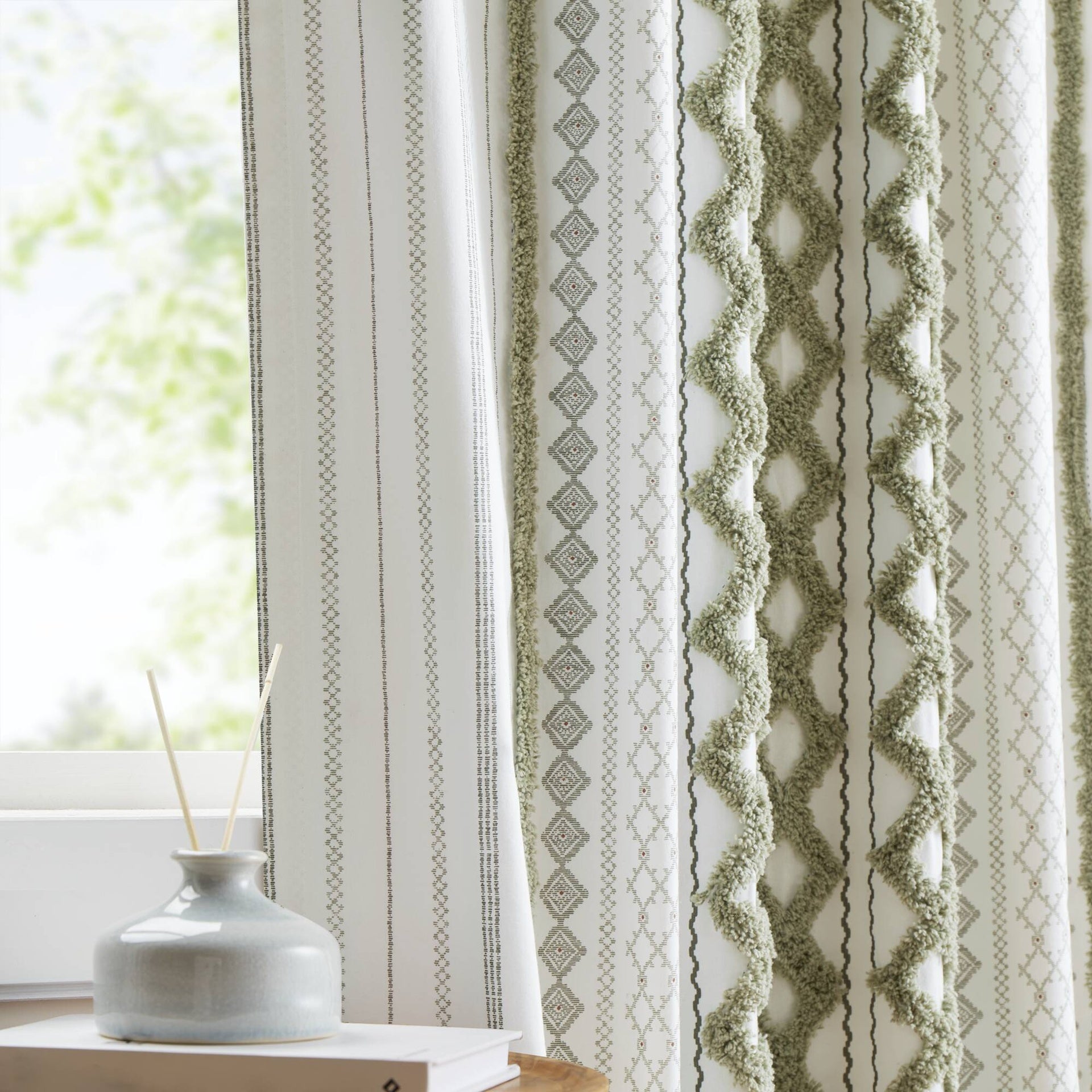 1 PCS 50x84" Cotton Printed Curtain Panel with Chenille Stripe and Lining Green
