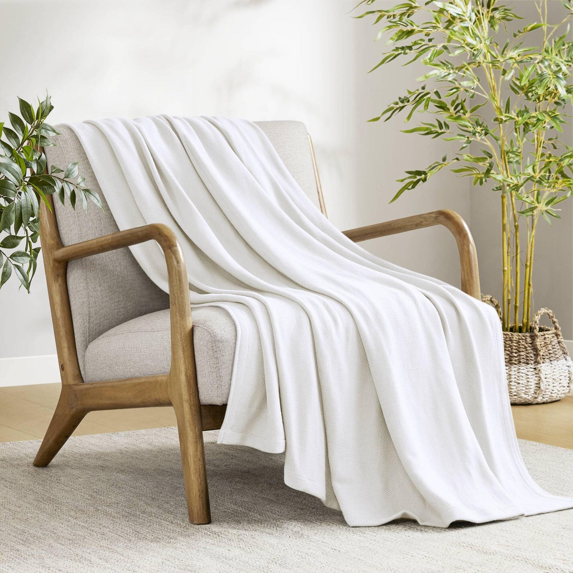 1-Piece Full/Queen Rayon from Bamboo Cotton Blanket, White