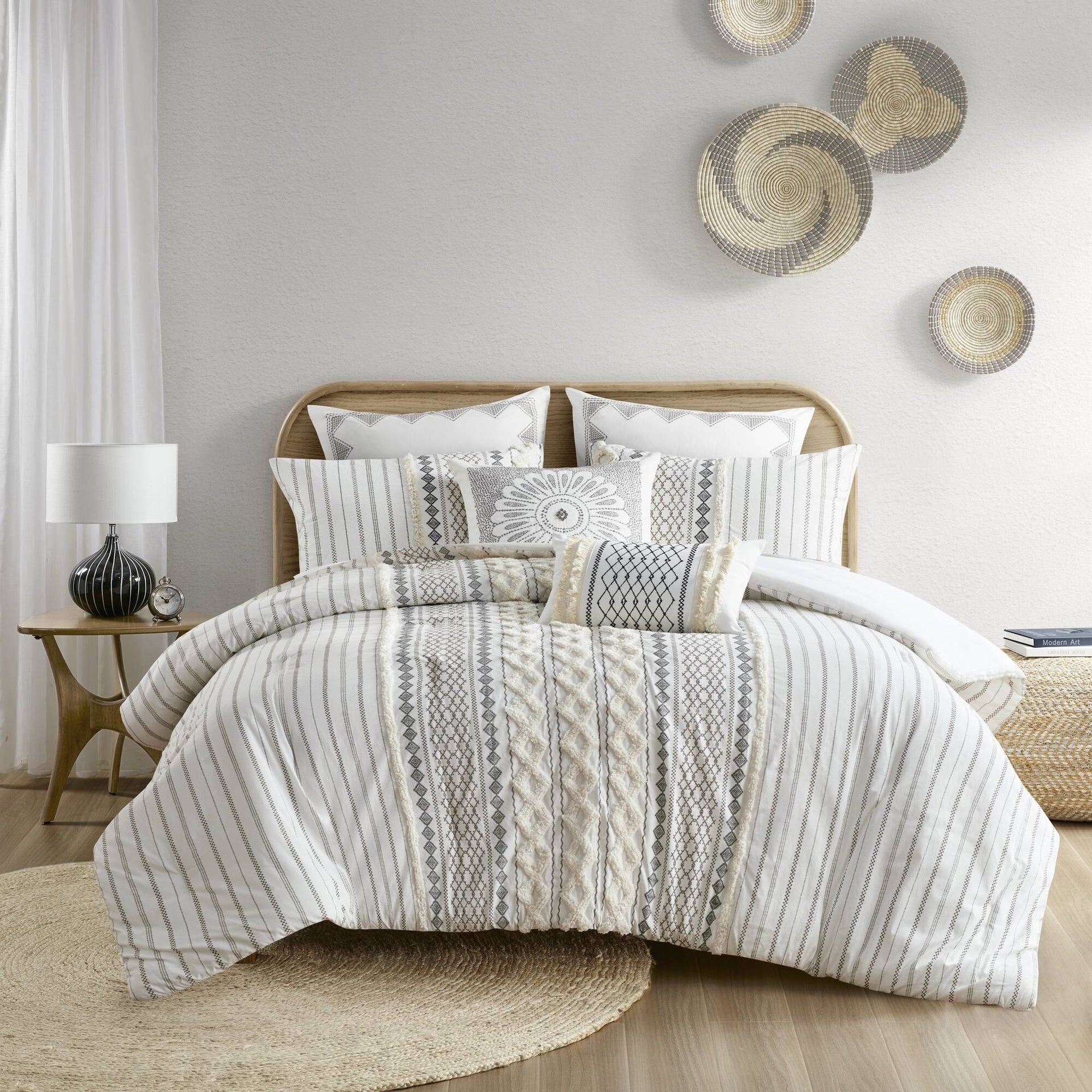 Cotton Printed Comforter Set with Chenille Ivory King/Cal King