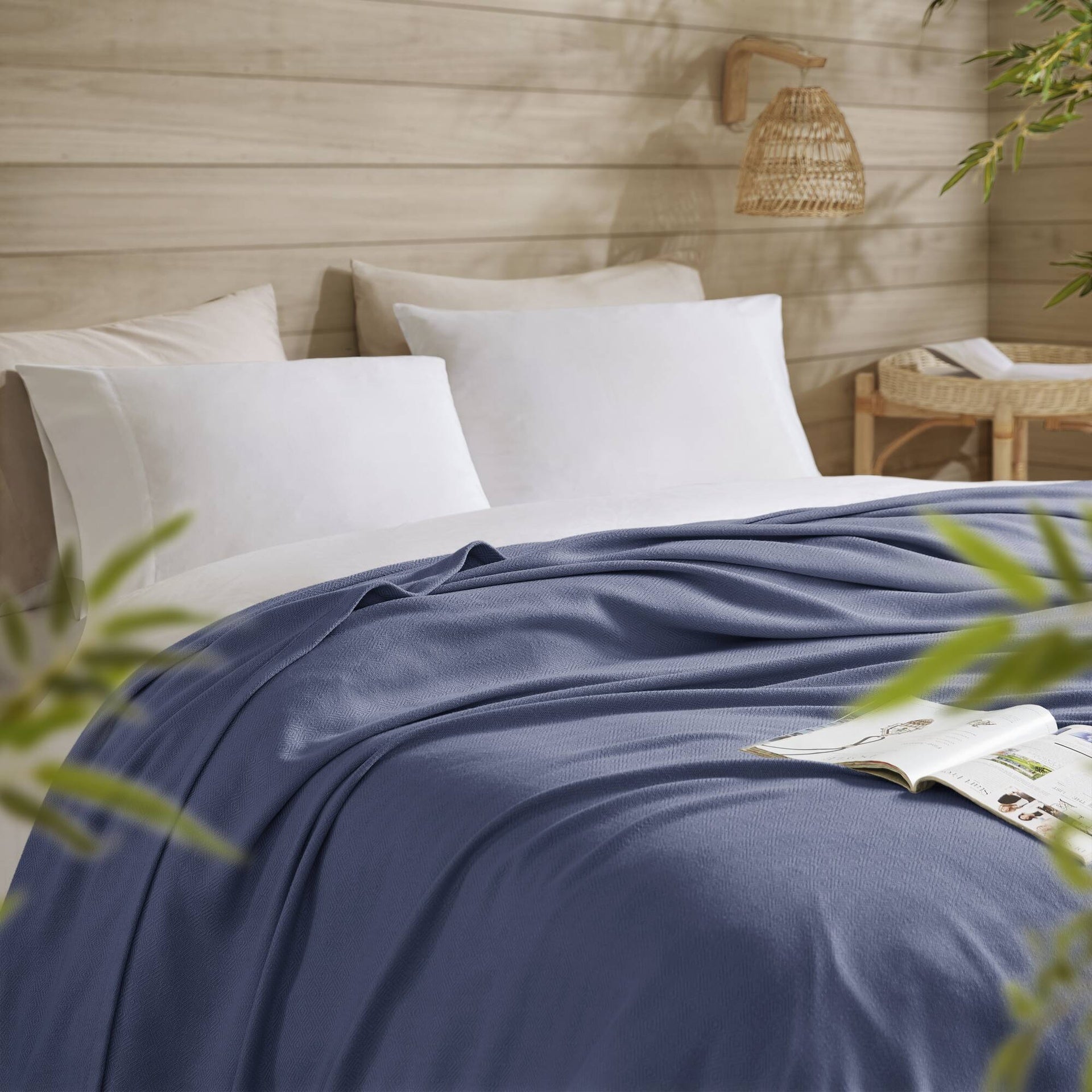 1-Piece King Rayon from Bamboo Cotton Blanket, Navy