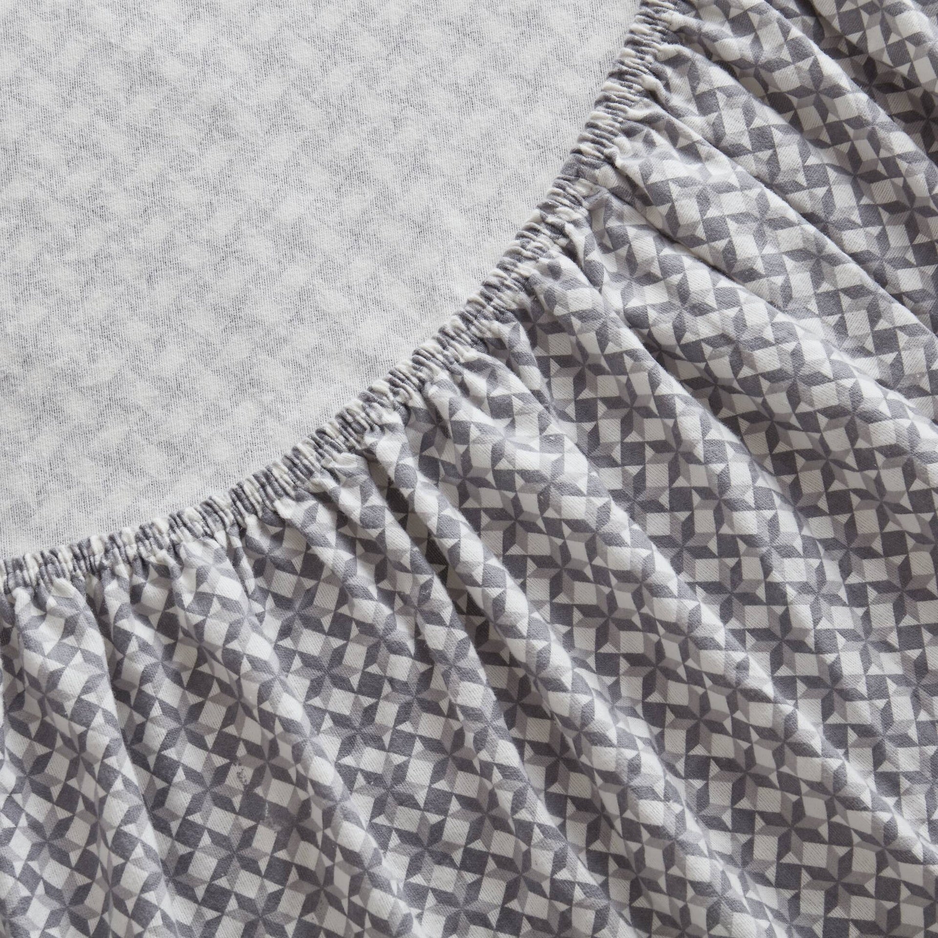 4-Piece Full 100% Cotton Flannel Printed Sheet Set,Snowflake