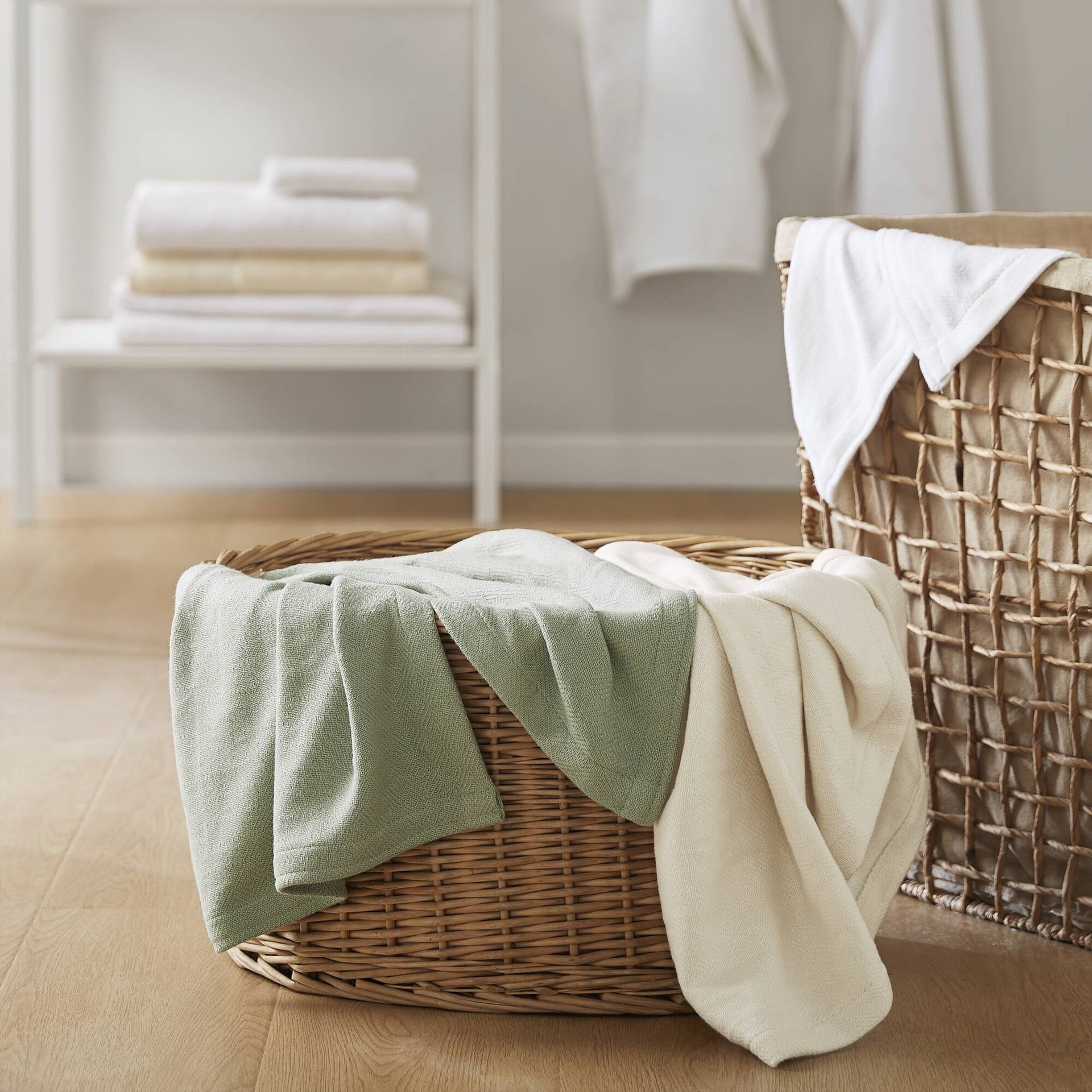 1-Piece Full/Queen Rayon from Bamboo Cotton Blanket, Khaki