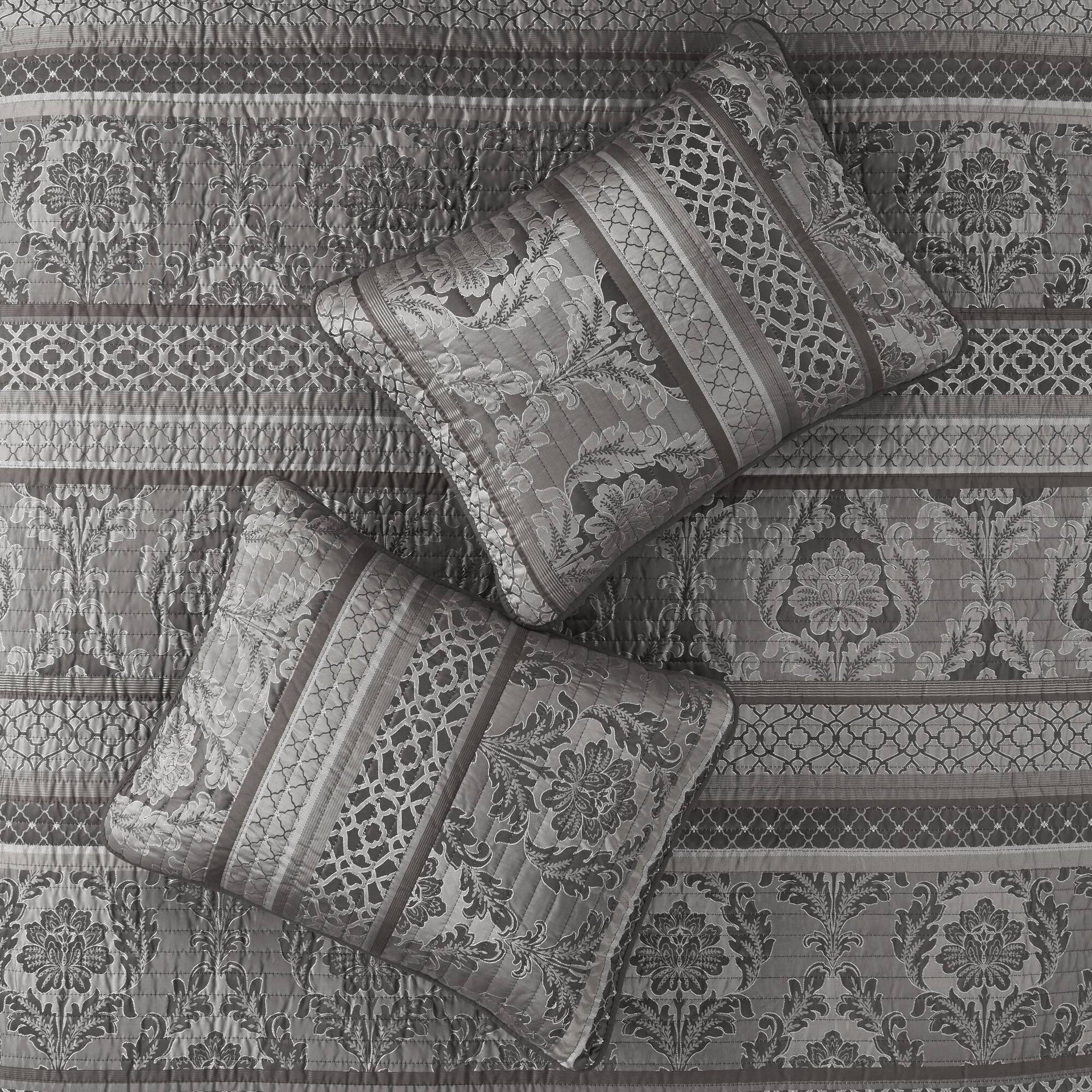 6-Piece King/Cal King 6 Piece Jacquard Quilt Set with Throw Pillows,Grey
