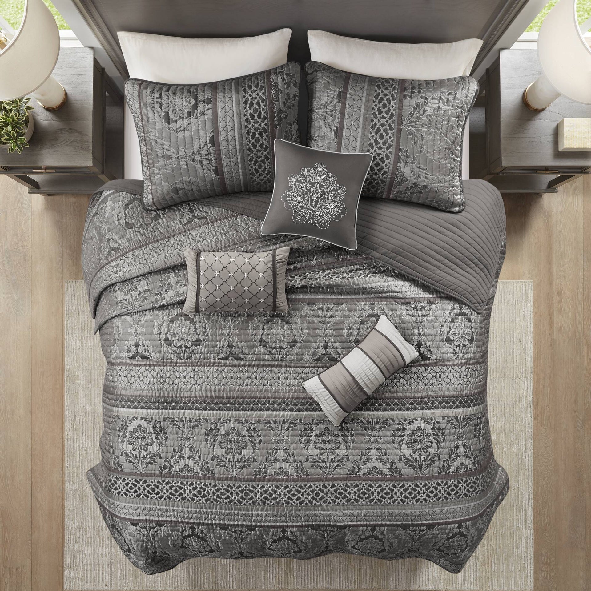 6-Piece King/Cal King 6 Piece Jacquard Quilt Set with Throw Pillows,Grey