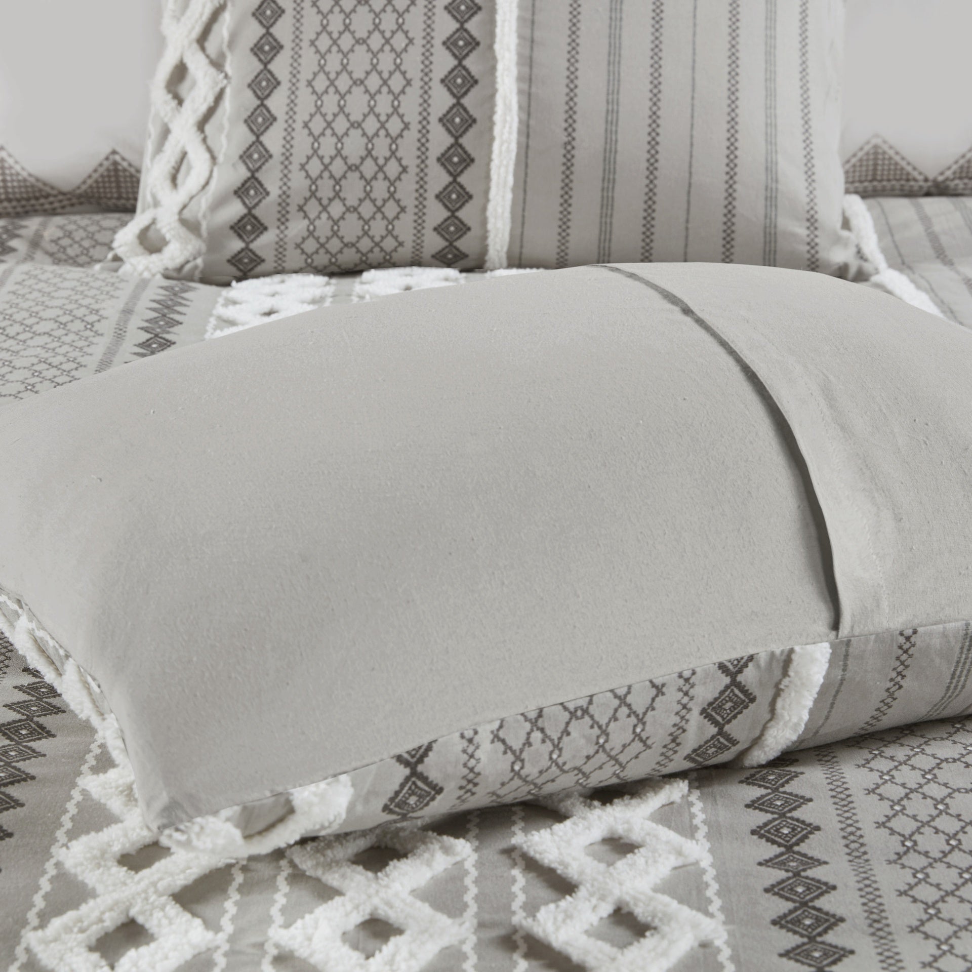 Cotton Printed Comforter Set with Chenille Gray King/Cal King