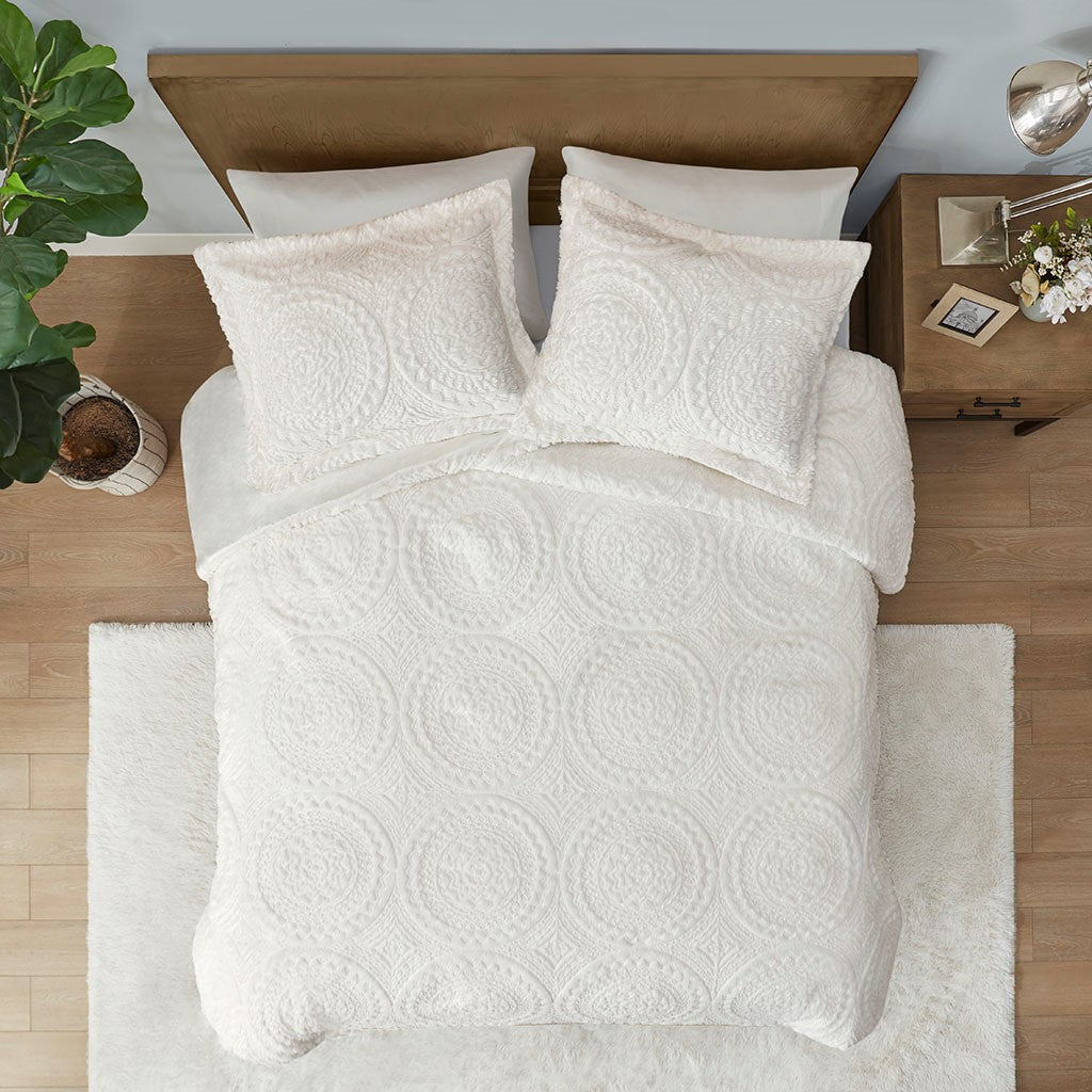 Full/Queen Embroidered Medallion Faux Fur Ultra Plush Comforter Mini Set