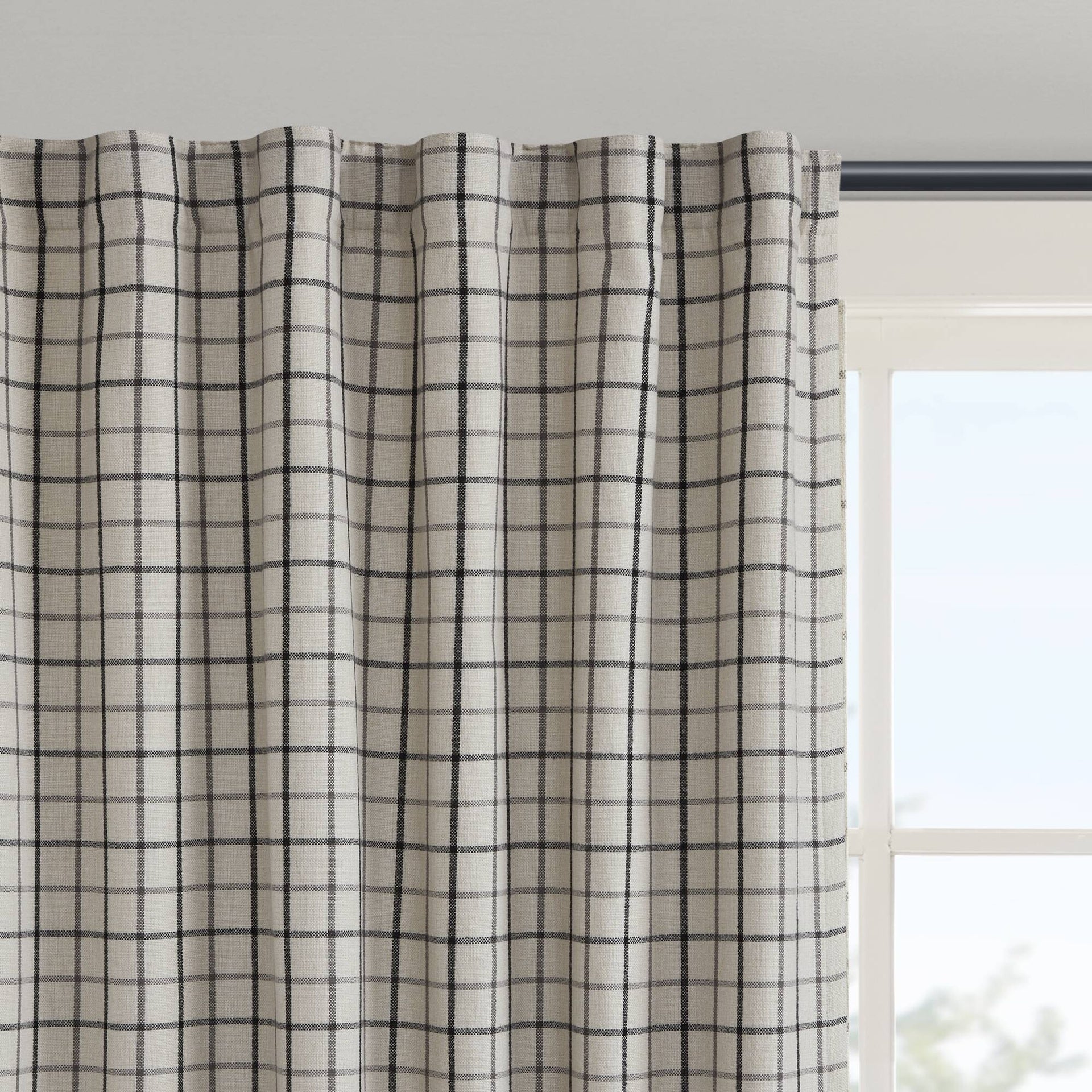 1PC 50x84" Plaid Rod Pocket and Back Tab Curtain Panel with Fleece Lining