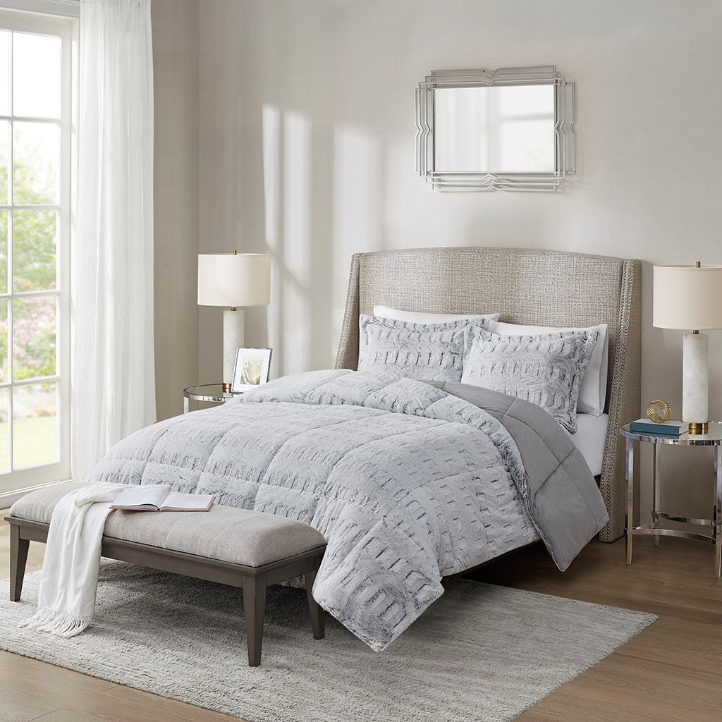 Full/Queen Back Print Long Fur Comforter Mini Set