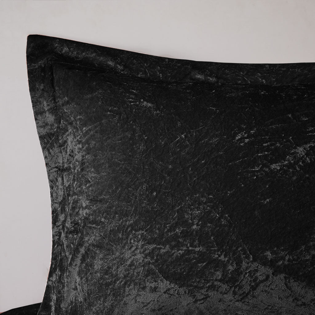 Full/Queen Velvet Comforter Set with Throw Pillow