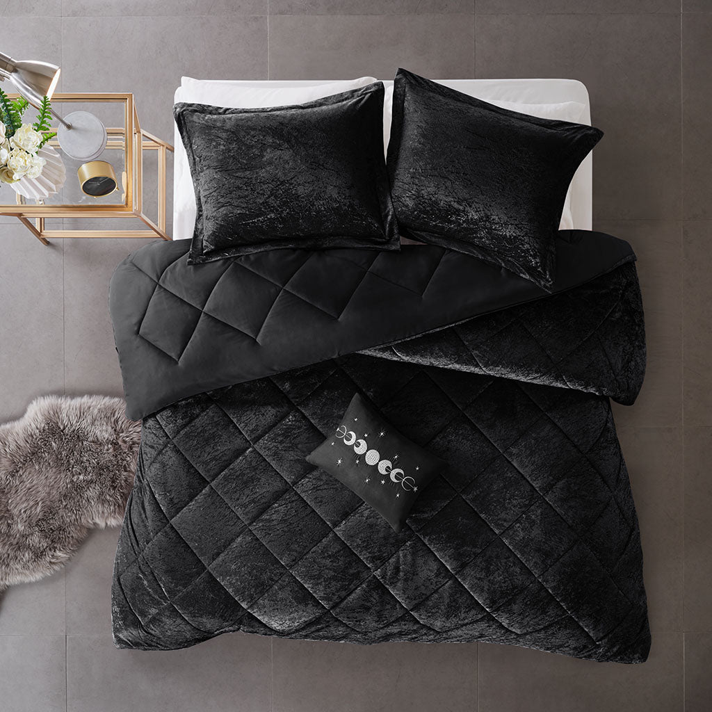 Full/Queen Velvet Comforter Set with Throw Pillow