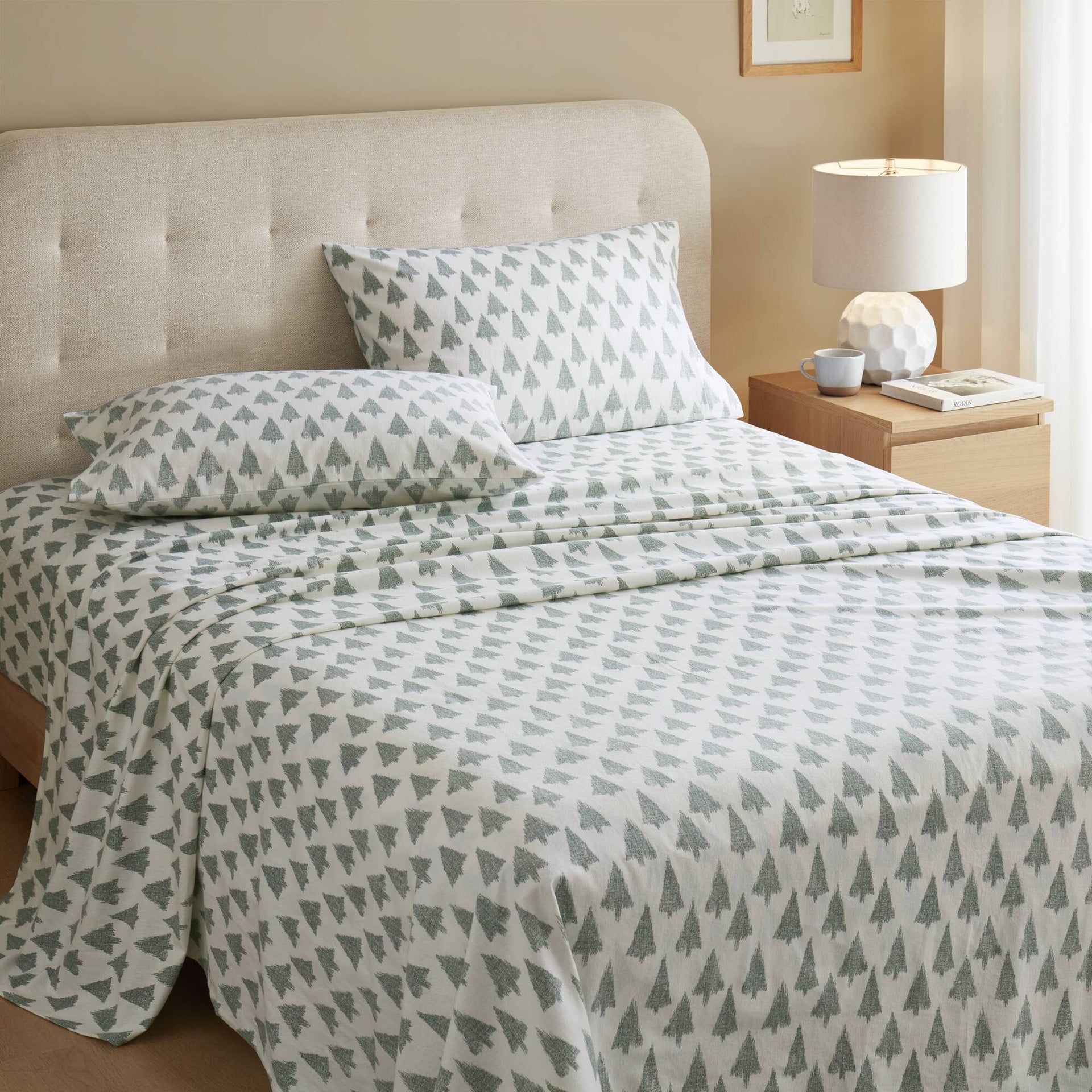 4-Piece Queen 100% Cotton Flannel Printed Sheet Set,Ikat tree