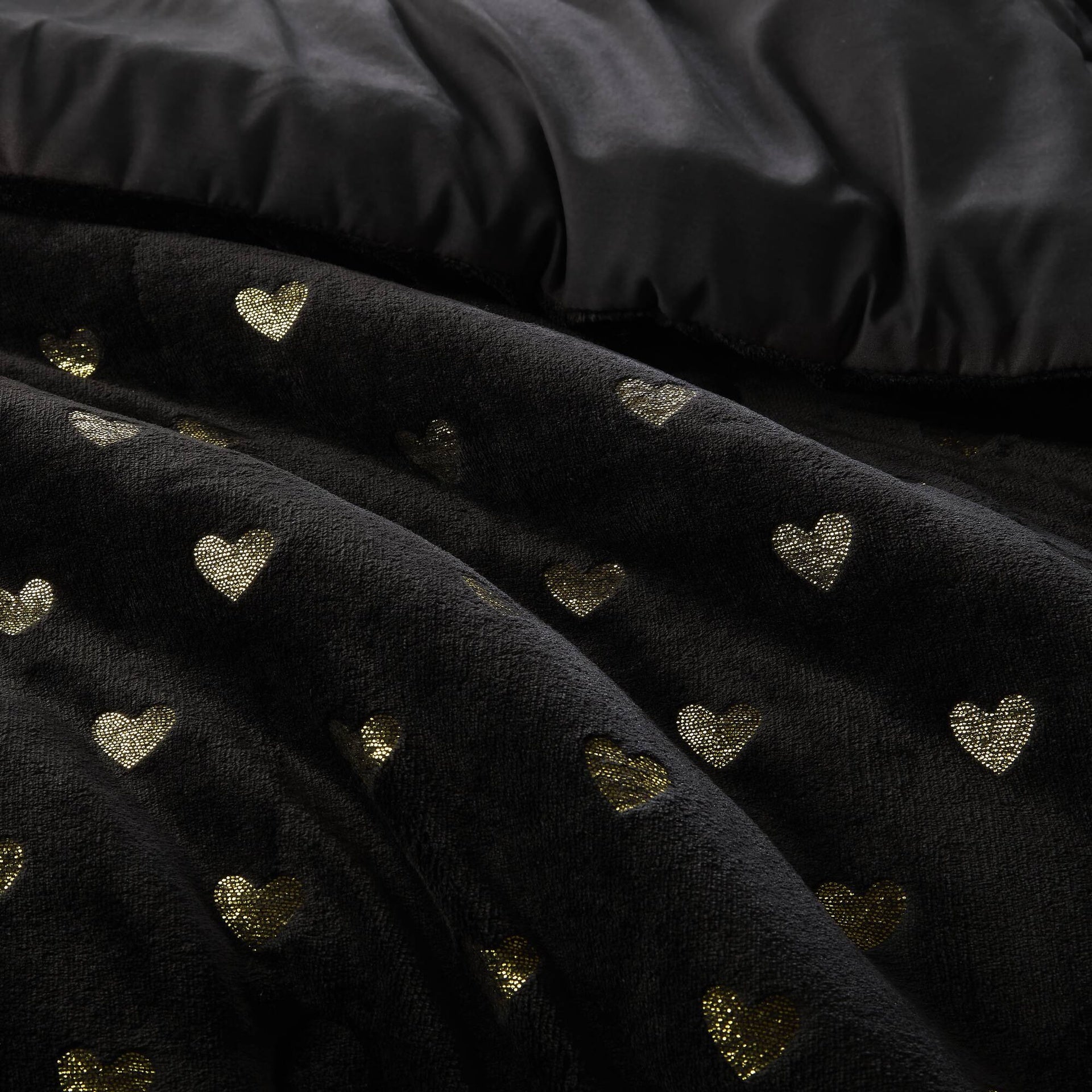 4 PCS Full/Queen Metallic Printed Plush Comforter Set with Throw Pillow Black/Gold