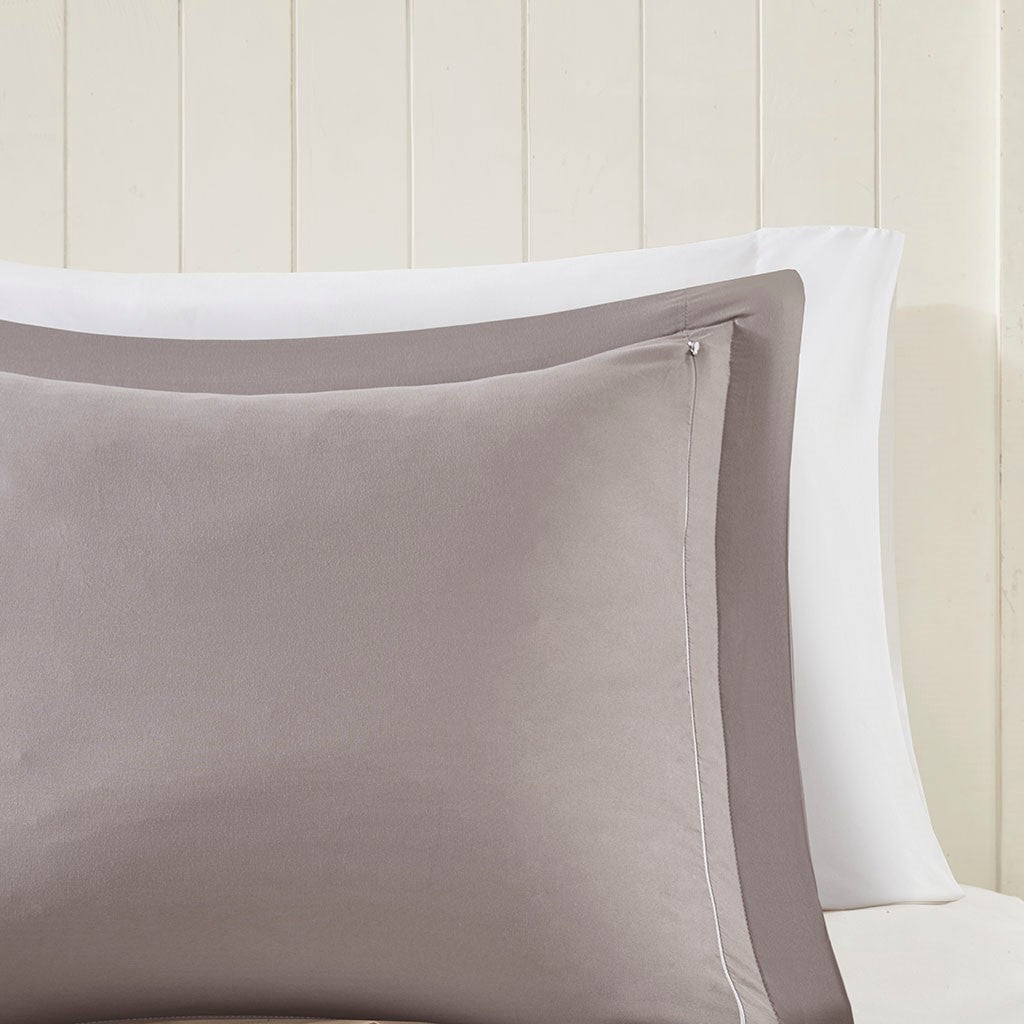 Full/Queen 3M Scotchgard Diamond Quilting Reversible Down Alternative Comforter Set