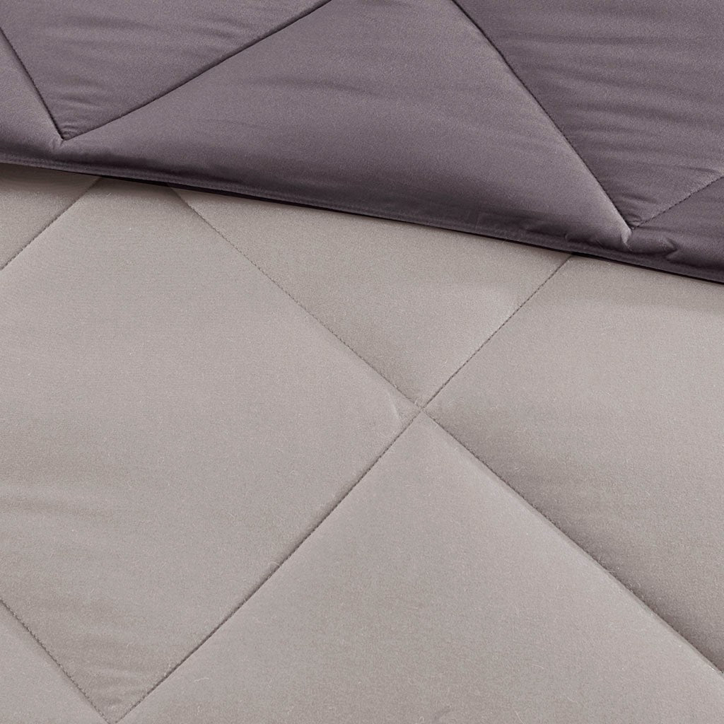 Full/Queen 3M Scotchgard Diamond Quilting Reversible Down Alternative Comforter Set