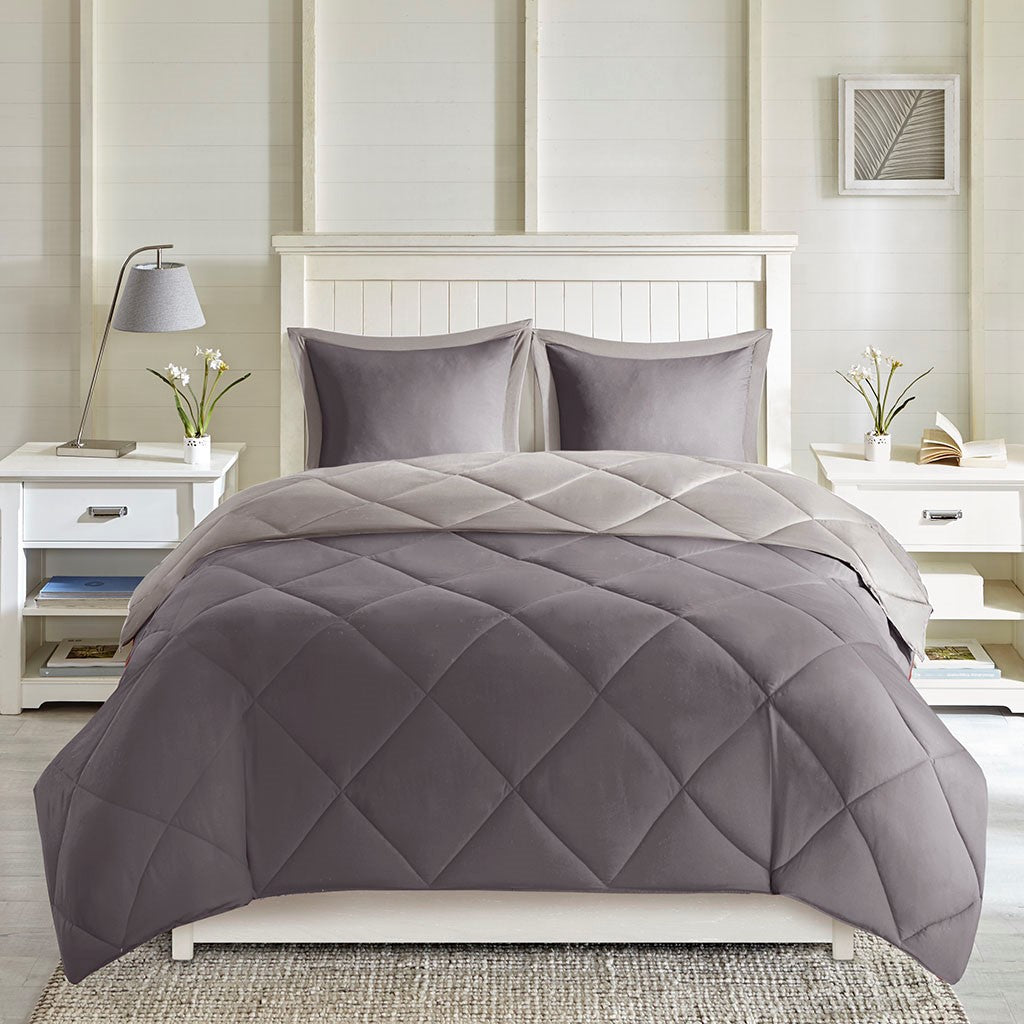 Full/Queen 3M Scotchgard Diamond Quilting Reversible Down Alternative Comforter Set