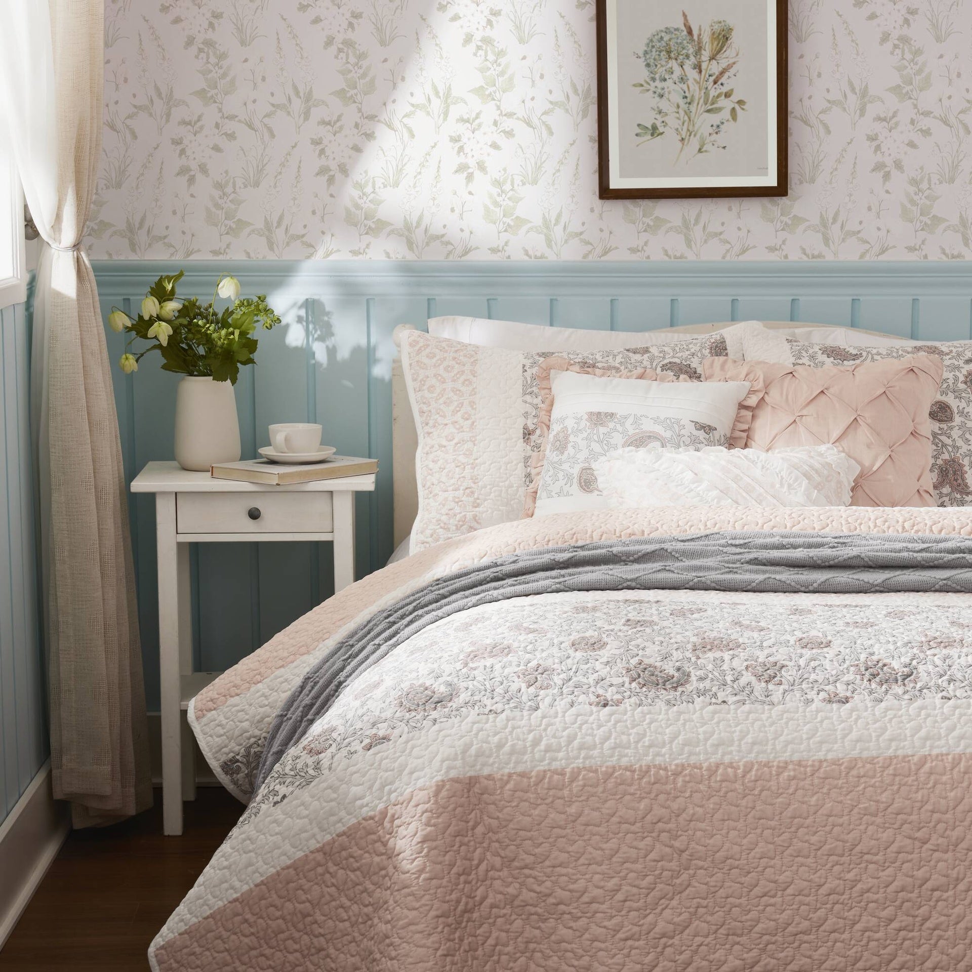 6 Piece Cotton Percale Quilt Set with Throw Pillows Blush King/Cal King