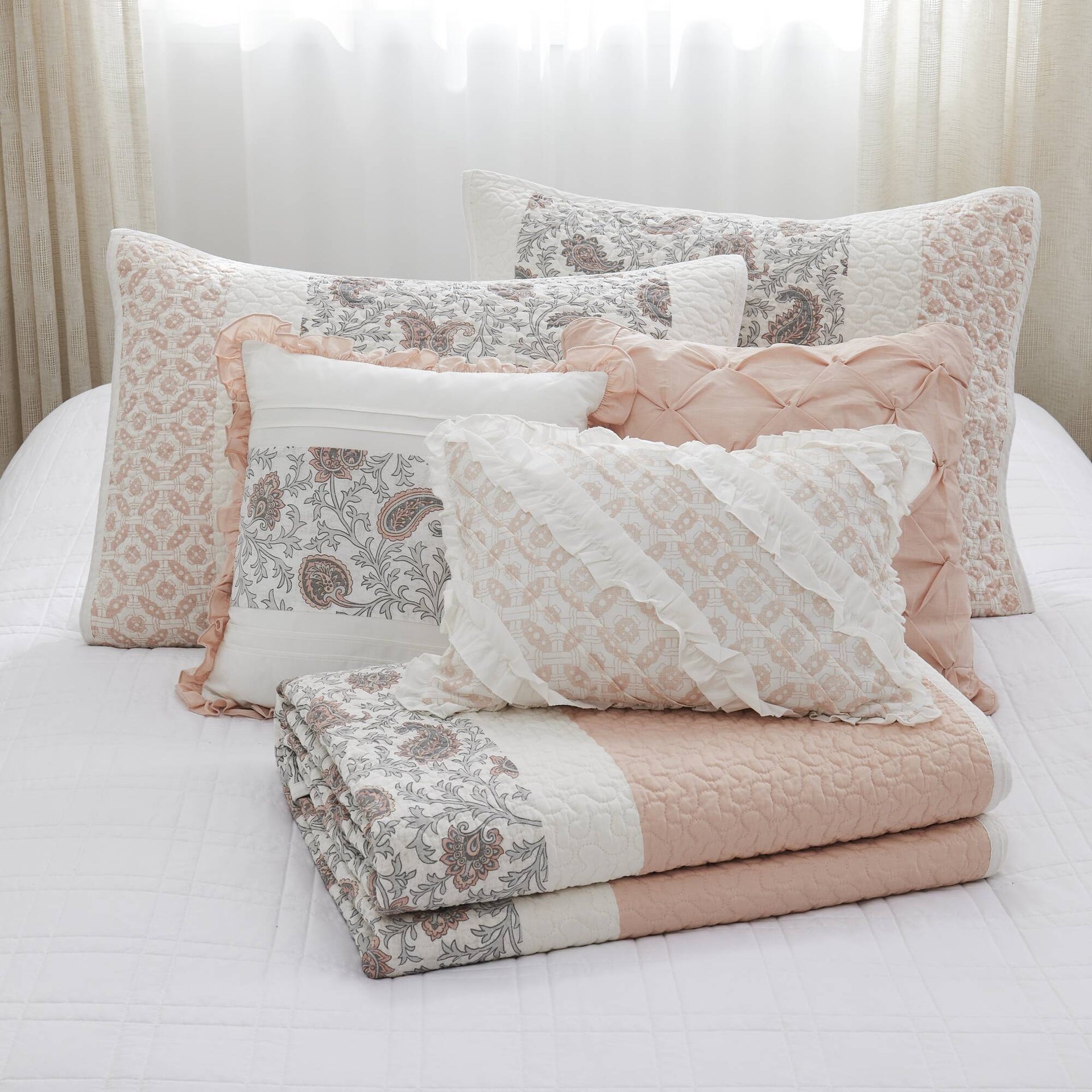 6 Piece Cotton Percale Quilt Set with Throw Pillows Blush King/Cal King