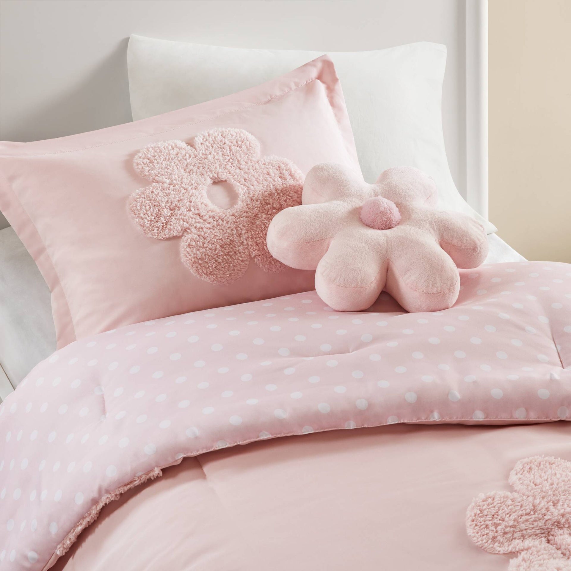 3-Piece Twin Floral Reversible Tufted Chenille Comforter Set with Flower Throw Pillow,Pink